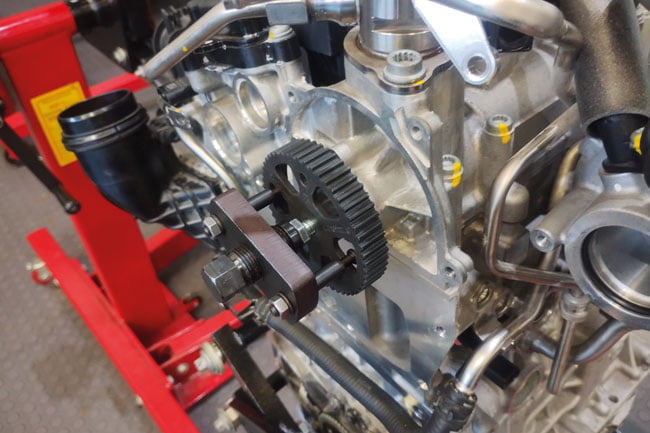 Laser Tools 8956 – VW Group TSi Water Pump Sprocket Removal