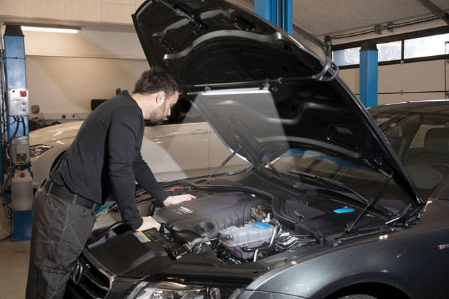 Laser Tools 03.5240  – Scangrip Bonnet Light