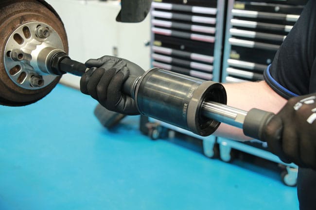 Laser Tools 9210 – Bi-directional Air Slide Hammer